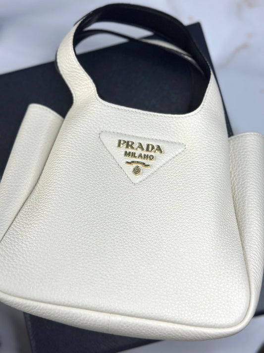 Pre-owned Prada white Vitello Daino leather small tote bag