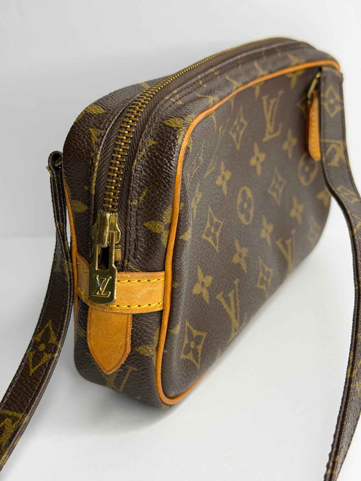 Pre-owned Louis Vuitton monogram canvas Marley bandolier