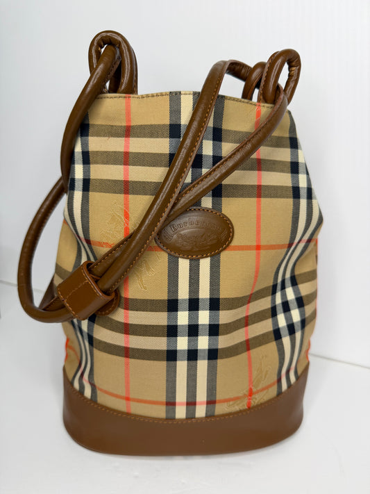 Pre-owned Burberry Nova Check canvas bucket bag
