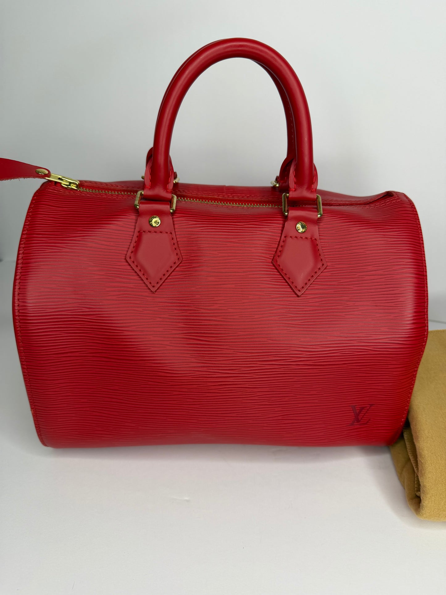 Pre-owned Louis Vuitton Castilian Red EPI Speedy 25