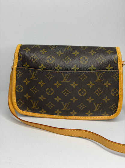Pre-owned Louis Vuitton Sologne Handbag Monogram Canvas crossbody