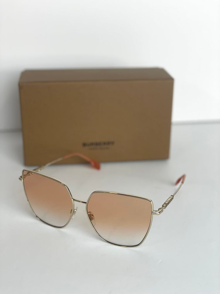 #39 Pre-owned Burberry Alexis light gold sunglasses