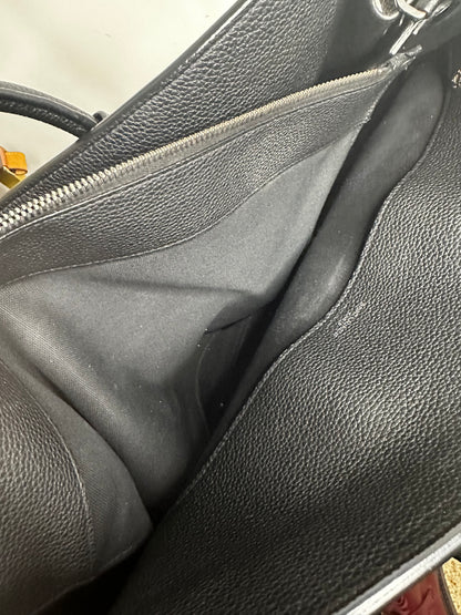 Pre-owned Saint Laurent Sac De Jour Supple Medium In Grained Leather