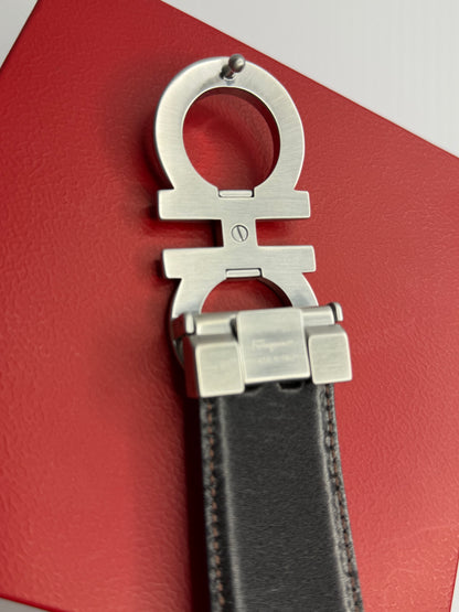 Pre-owned Ferragamo black leather belt size 115