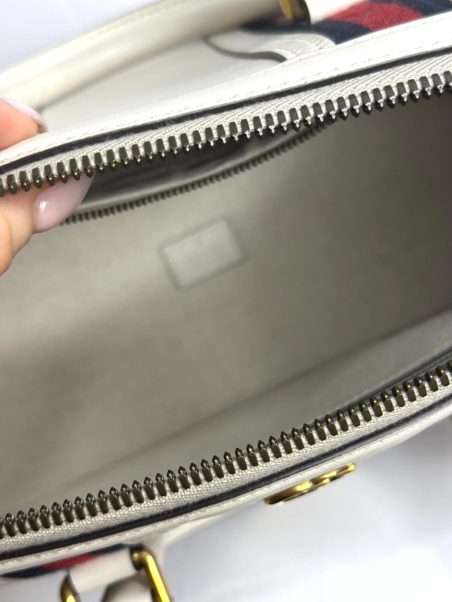 Pre-owned Gucci Bauletto Medium Top Handle Bag w/ophidia strap