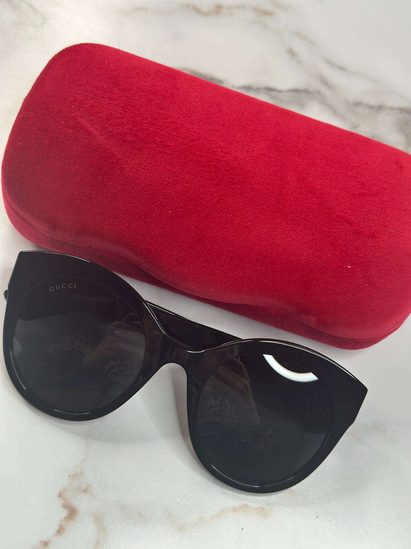 Pre-owned Gucci GG interlocking logo black cat eye sunglasses