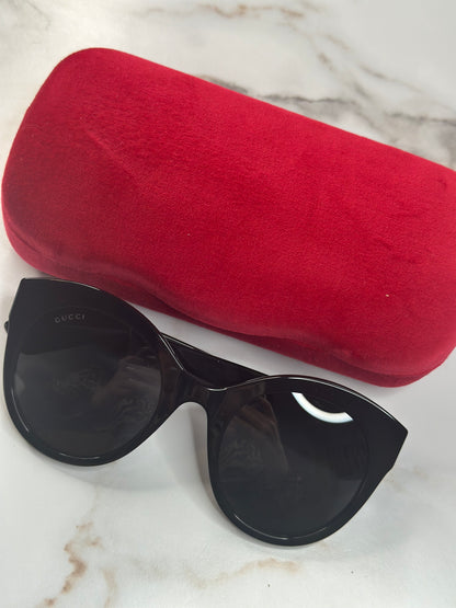 Pre-owned Gucci GG interlocking logo black cat eye sunglasses