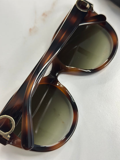 Pre-owned Ferragamo tortoise sunglasses