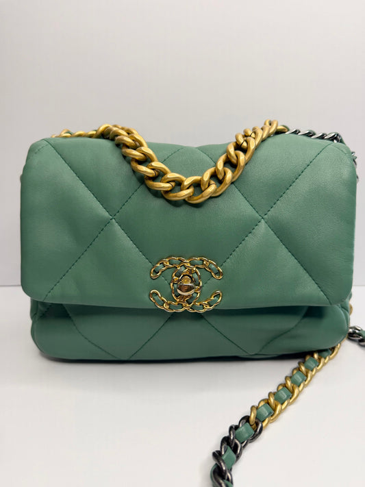 Pre-owned Chanel Lambskin Quilted Medium 19 Flap aquamarine crossbody