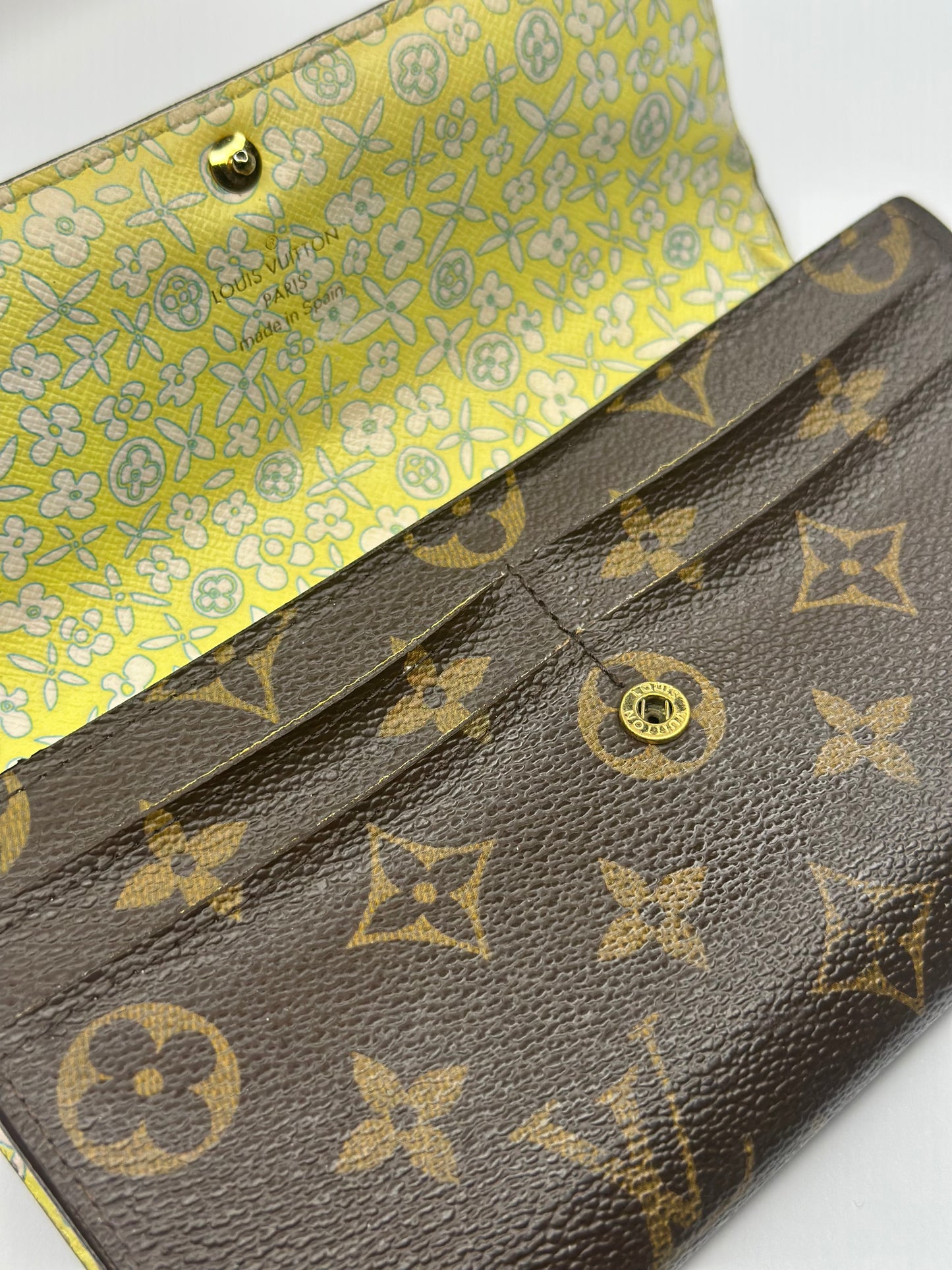 Pre-owned Louis Vuitton monogram canvas Limited, edition Sara wallet