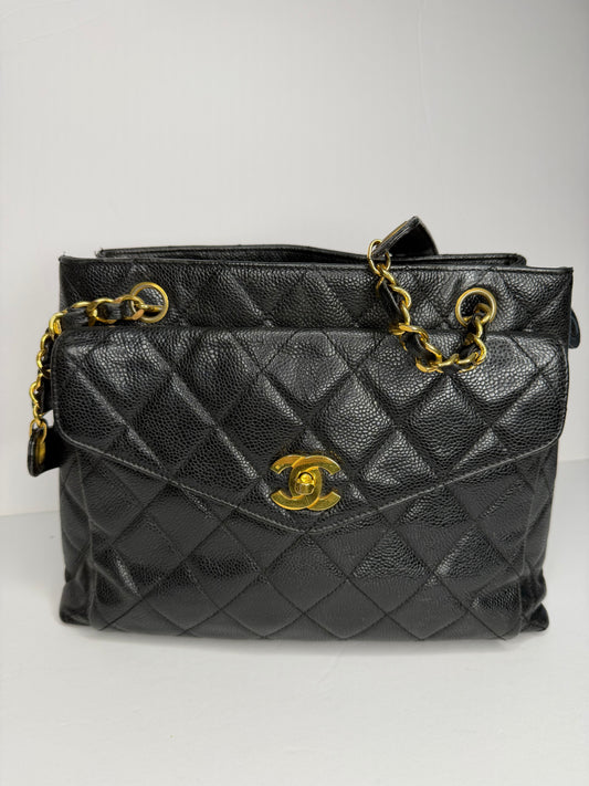 Pre-owned Chanel 1994-1996 quilted caviar leather front pocket shoulder tote