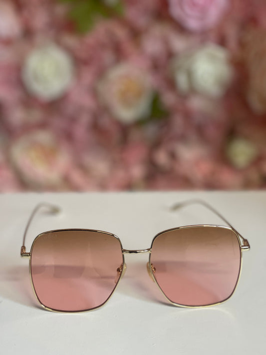Pre-Owned Gucci Pink Tint Sunglasses with Charms