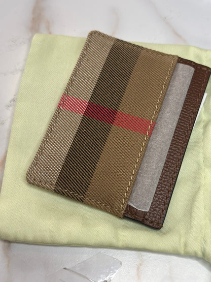 Pre-owned Burberry Nova Check card holder