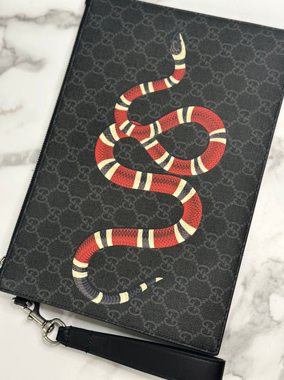 Pre-owned Gucci GG Supreme Bestiary Kingsnake Clutch