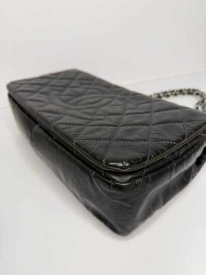 Pre-owned Chanel Timeless CC Flap Quilted Glazed Calfskin Medium shoulder bag