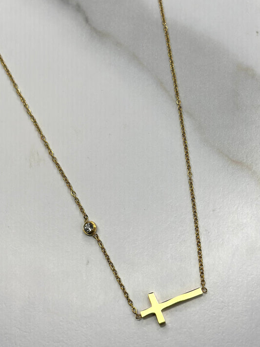 Marissa Dainty Cross necklace