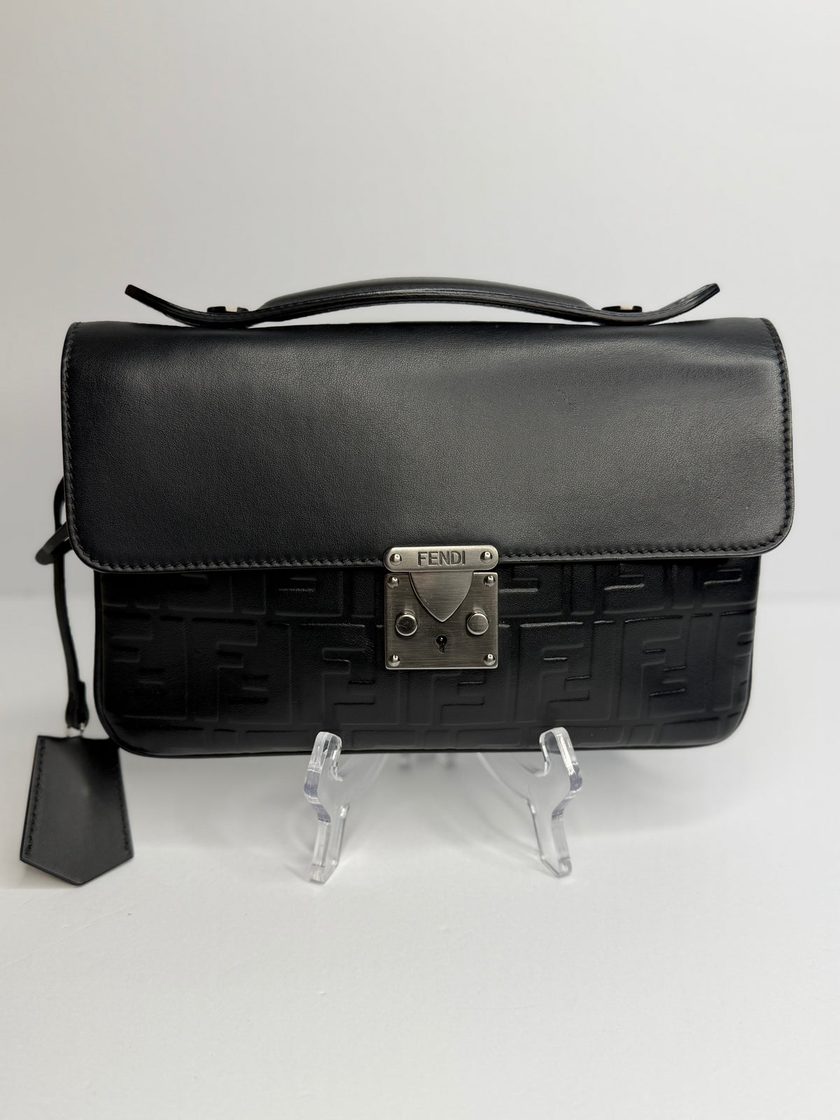 Pre-owned Fendi Zucca 
Logo Clutch Embossed Leather