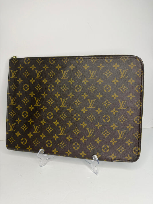 Pre-owned Louis Vuitton monogram canvas Poche Documents