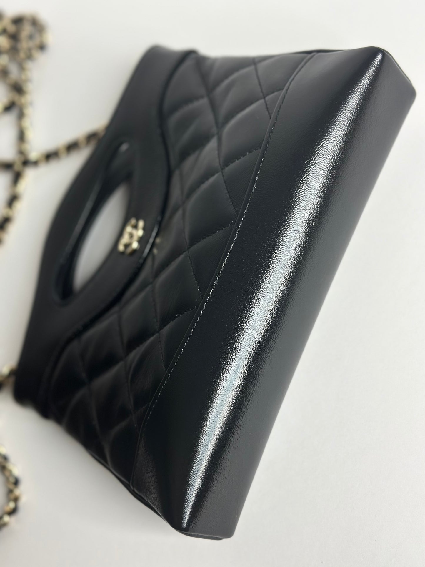 Pre-Owned Chanel Shiny Crinkled Calfskin Quilted Nano 31 Shopping Bag Black