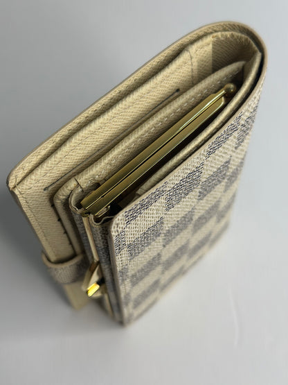 Pre-owned Louis Vuitton Damier azur French wallet