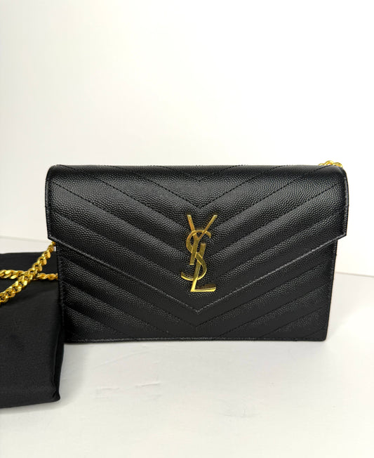 Pre-owned Saint Laurent CASSANDRE ENVELOPE CHAIN WALLET IN GRAIN DE POUDRE LEATHER