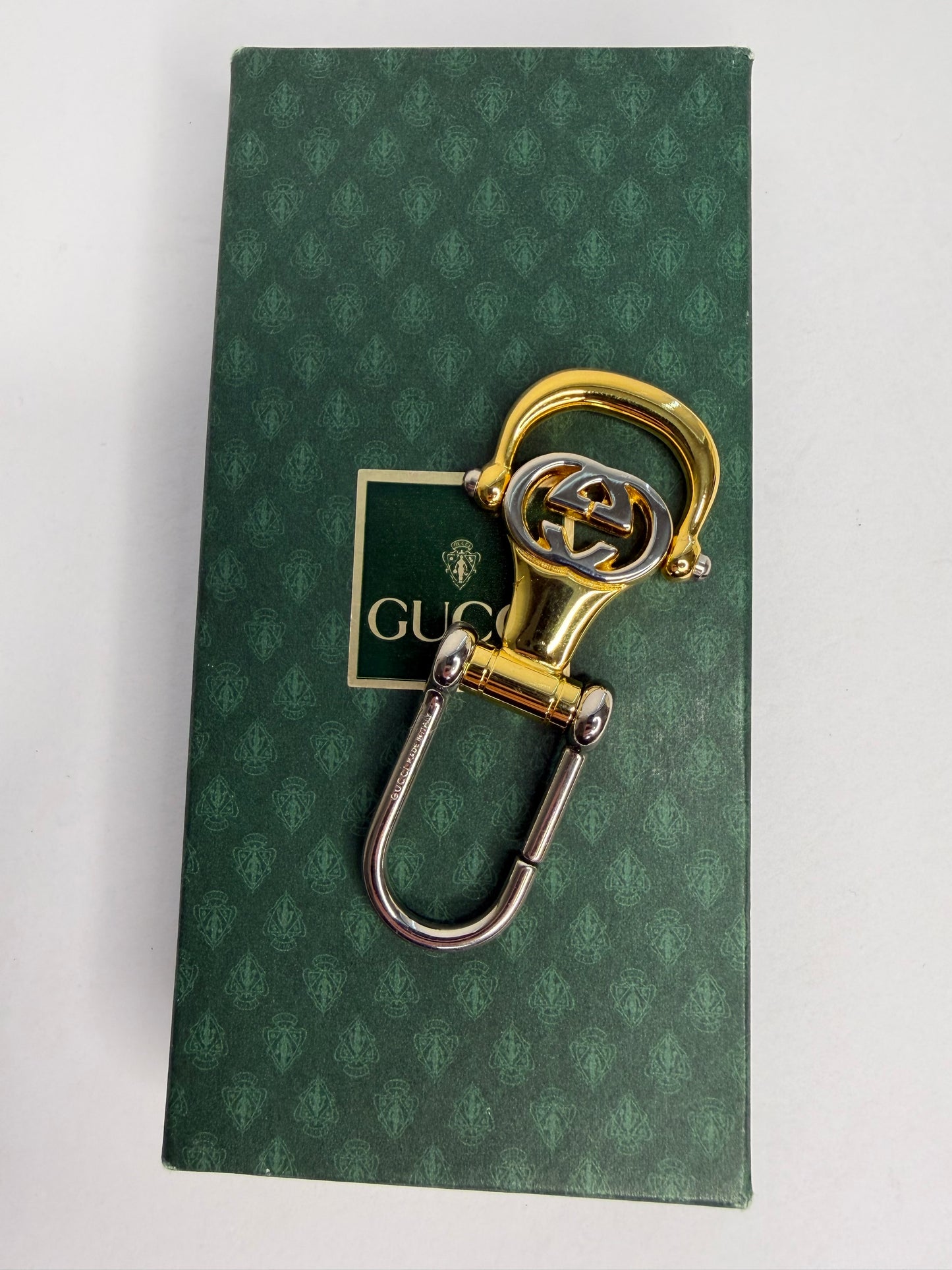 Pre-owned Gucci Vintage horsebit two tone key charm