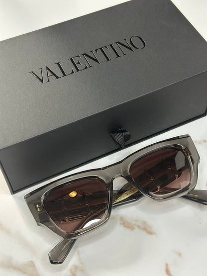 Pre-owned Valentino smoky grey sunglasses