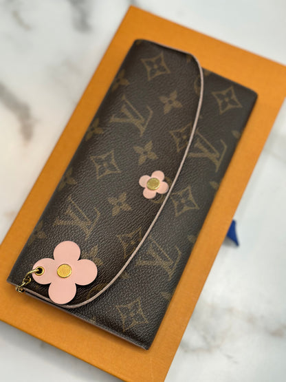 Pre-owned Louis Vuitton monogram canvas Bloom Flower Emilie Wallet