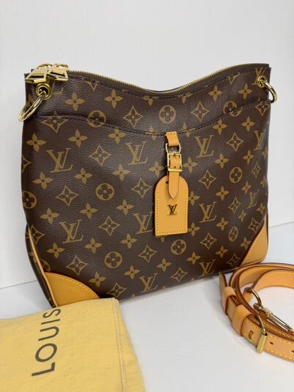 Pre-owned Louis Vuitton Monogram Canvas Odeon MM crossbody