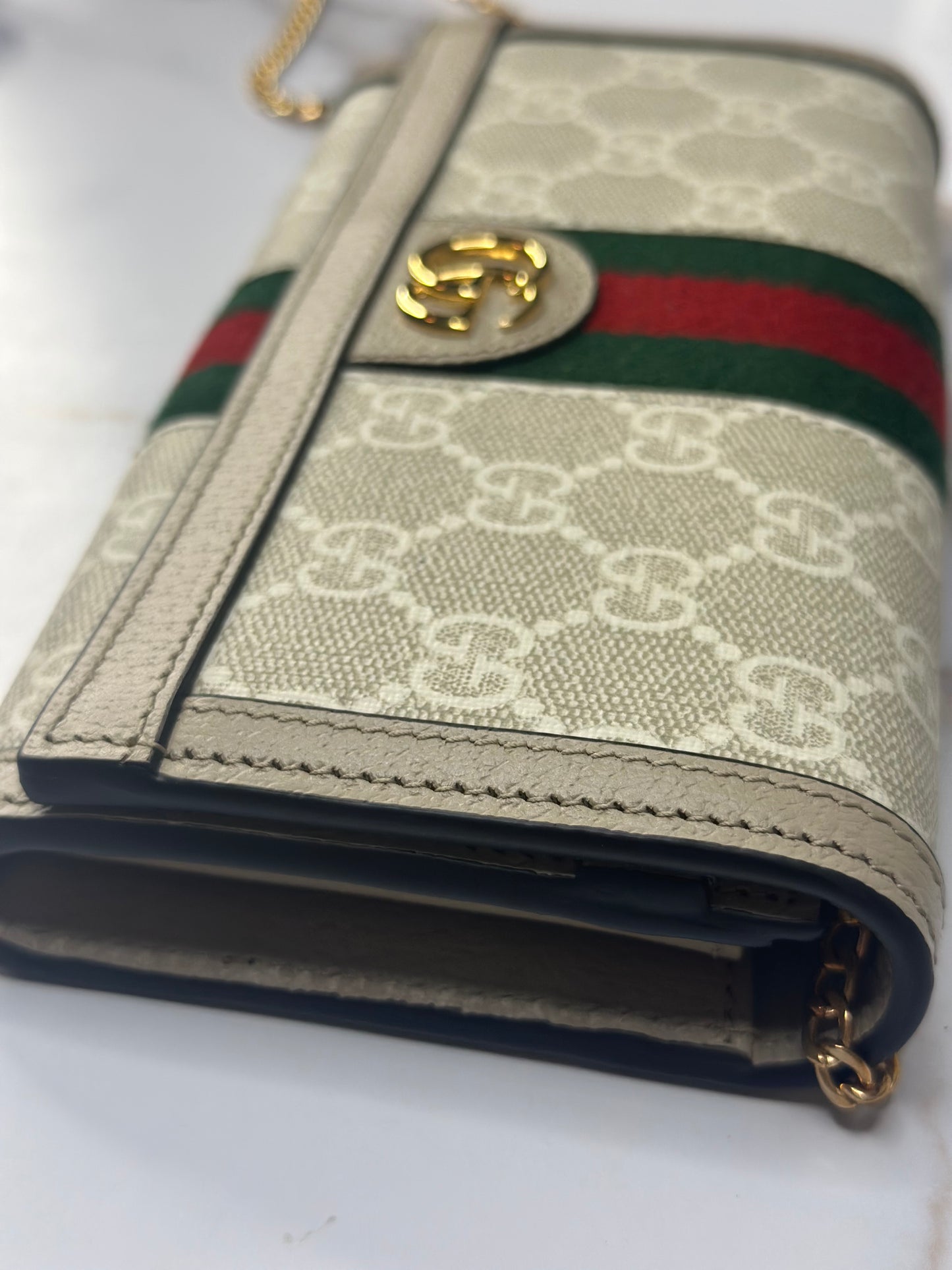 Pre-owned Gucci GG Ophidia Beige & white wallet on chain