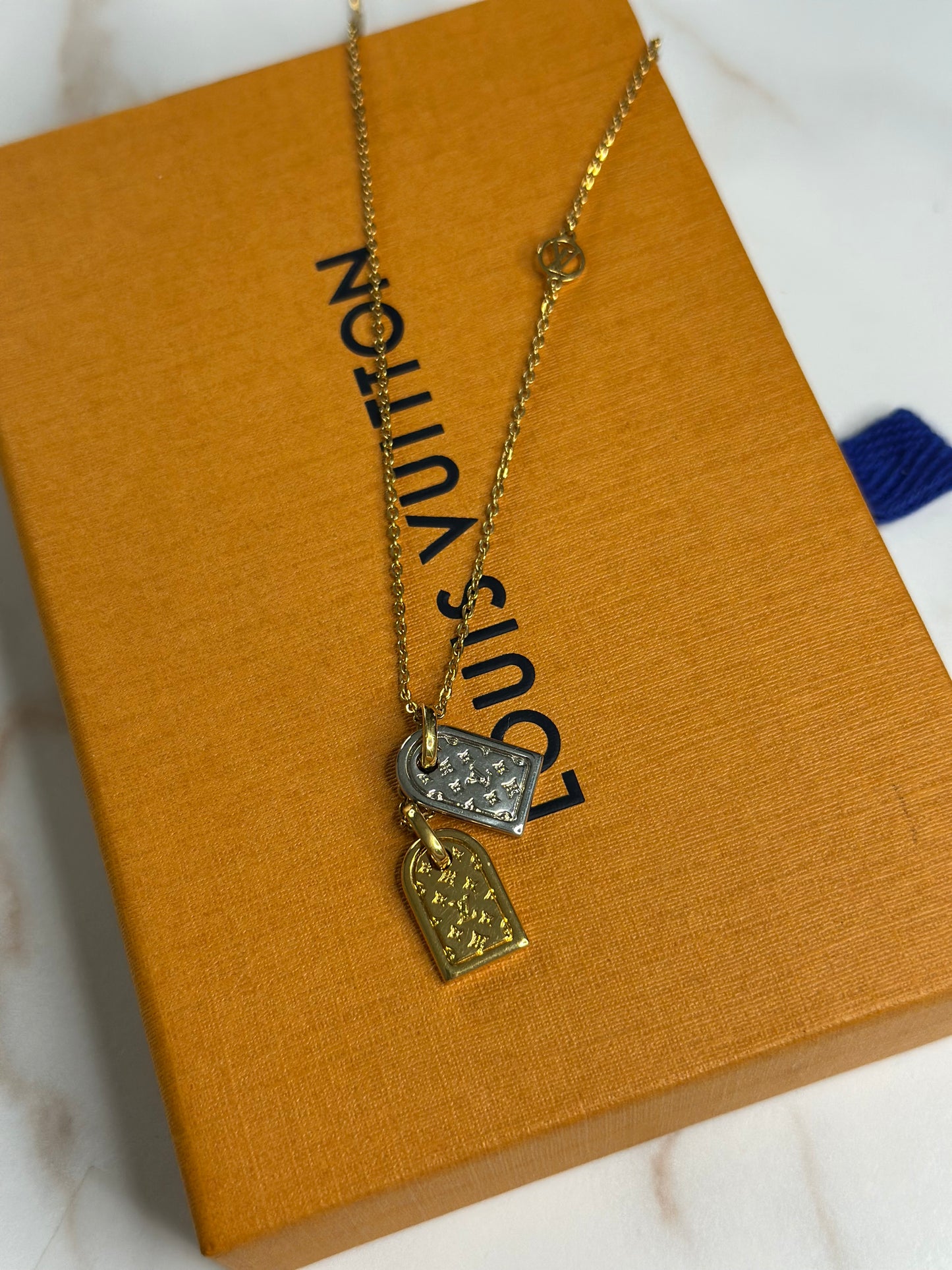 Pre-owned Louis Vuitton Nanogram necklace