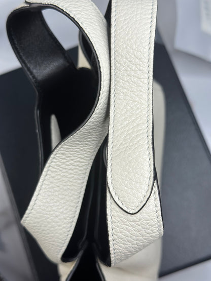 Pre-owned Prada white Vitello Daino leather small tote bag
