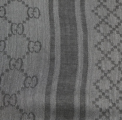 Pre-owned Gucci GG pattern wool and silk blend grey and black scarf