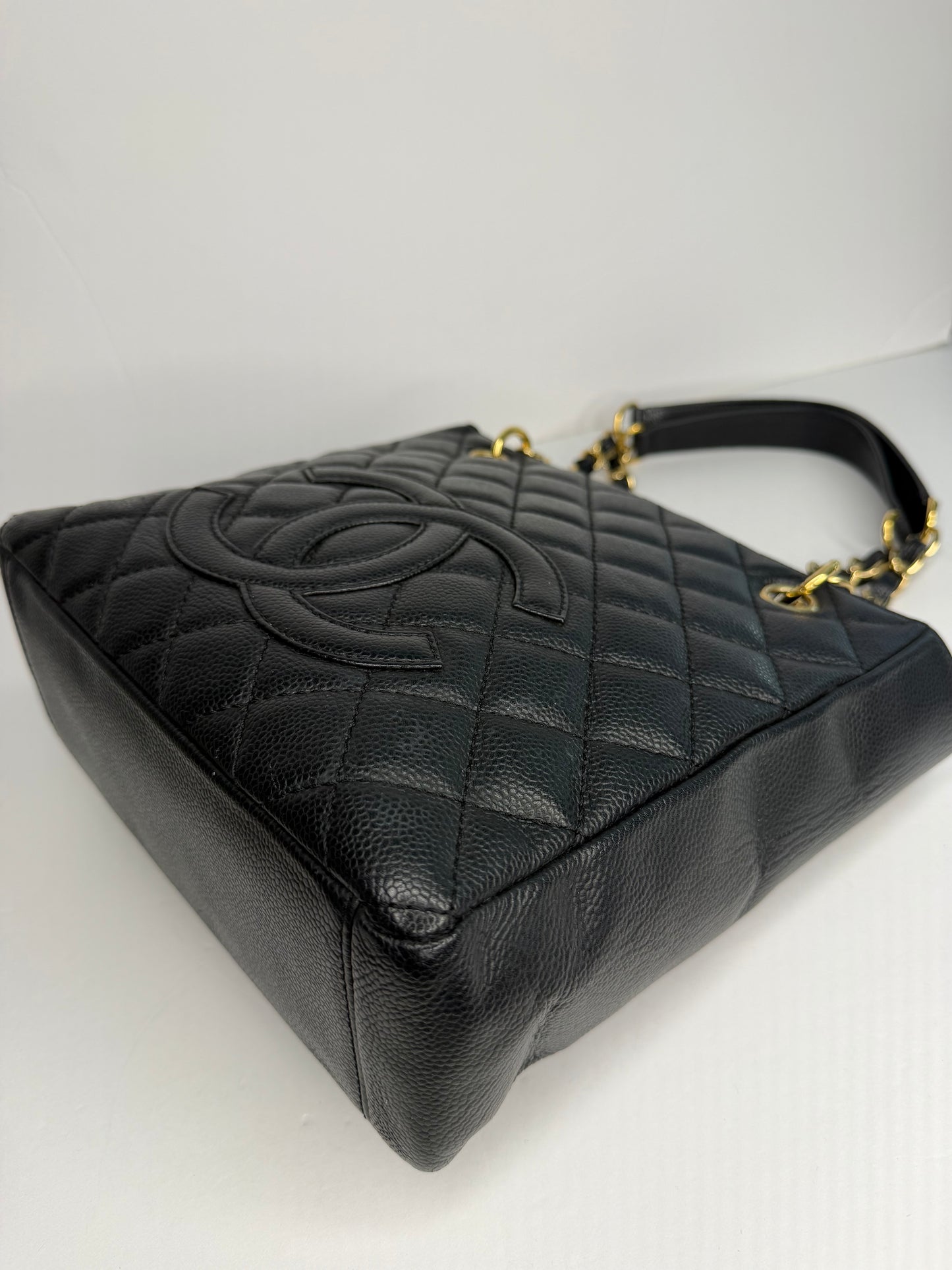 Pre-owned Chanel Black caviar leather petite, shopping tote shoulder bag
