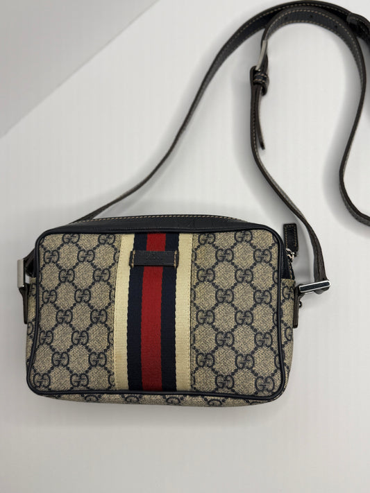 Pre-owned Gucci Supreme Navy Sherry Line Shoulder Bag