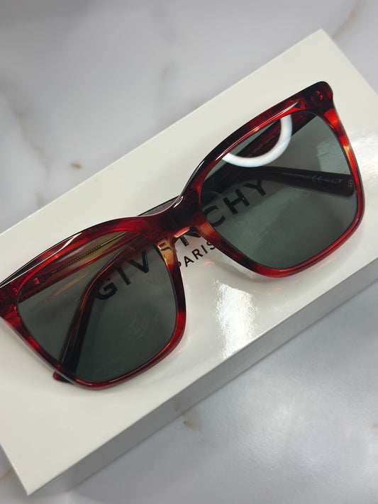 Pre-owned Givenchy red tortoise sunglasses