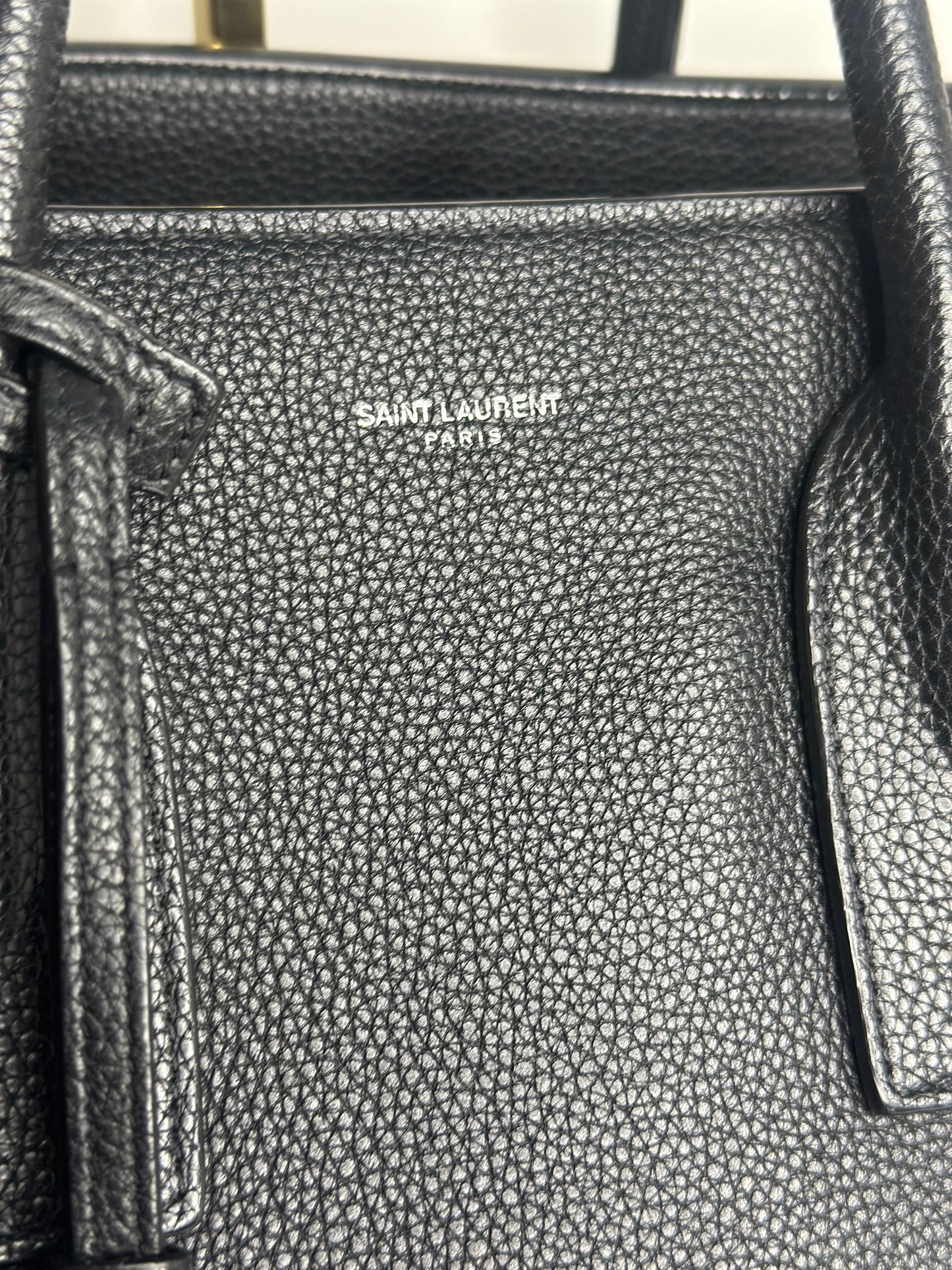 Pre-owned Saint Laurent Sac De Jour Supple Medium In Grained Leather