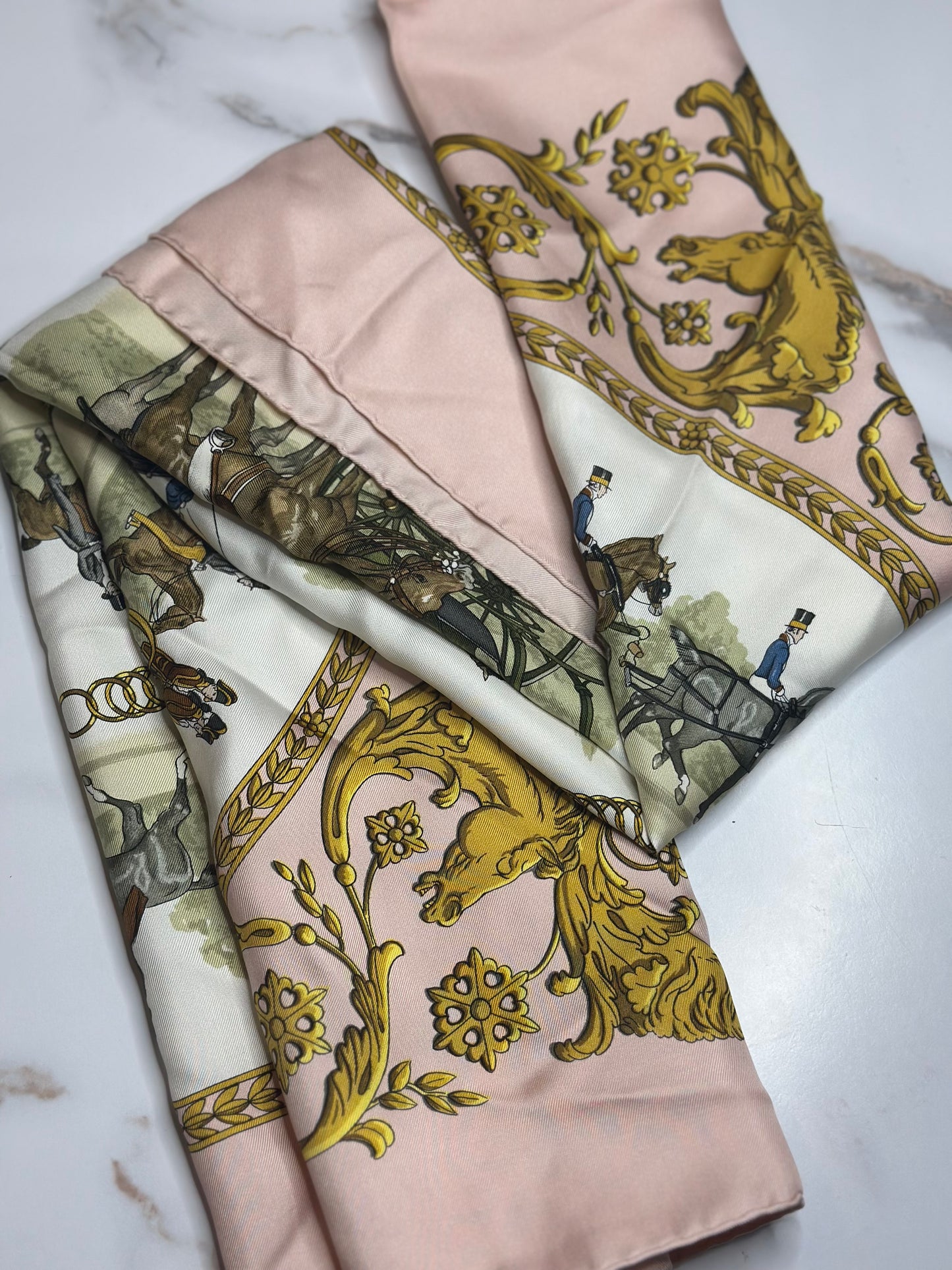 Pre-owned Hermes La Promenade de Longchamps silk scarf