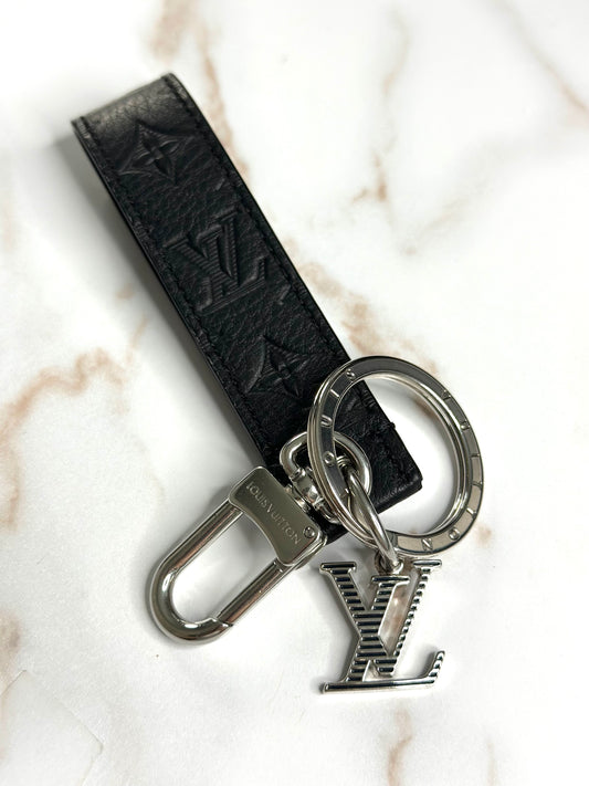 Pre-owned Louis Vuitton Shadow Dragonne Key Holder And Bag Charm
