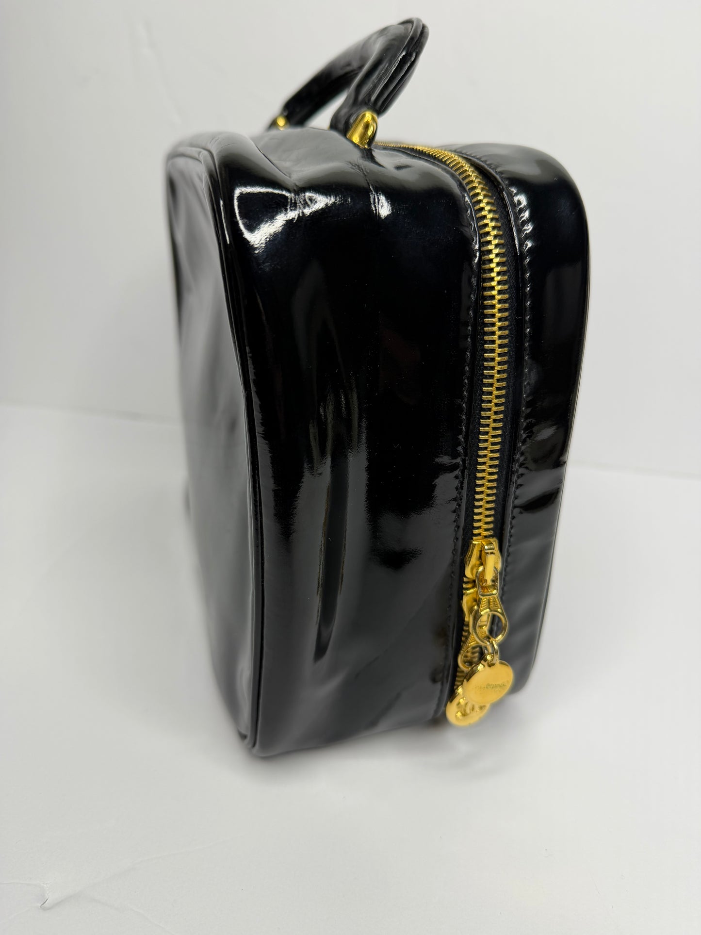 Pre-owned Chanel CC Coco Mark vanity top handle bag in black patent leather