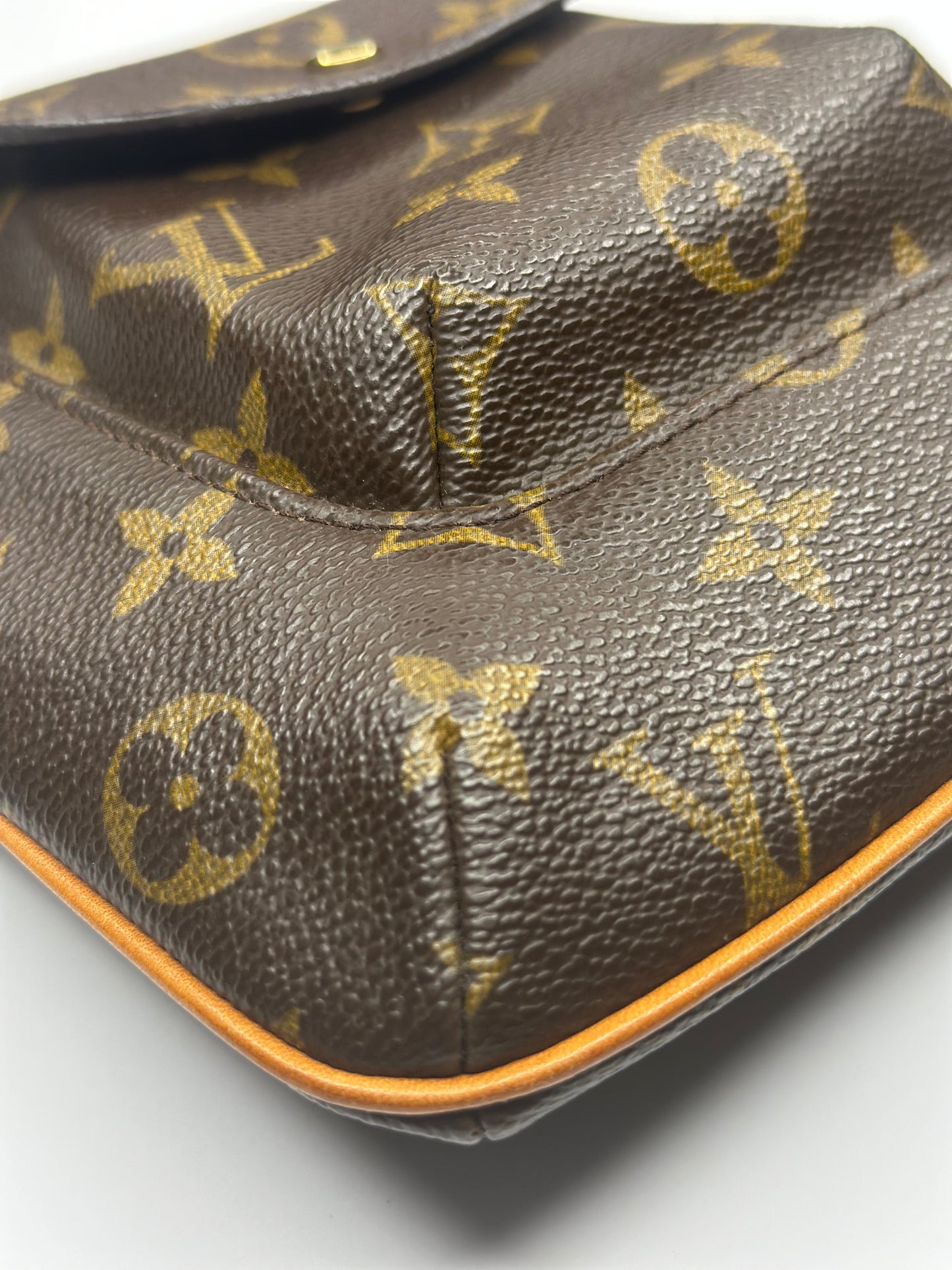 Pre-owned Louis Vuitton Monogram Partition Wristlet