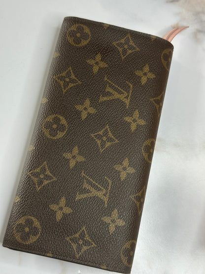 Pre-owned Louis Vuitton monogram canvas Emilie wallet