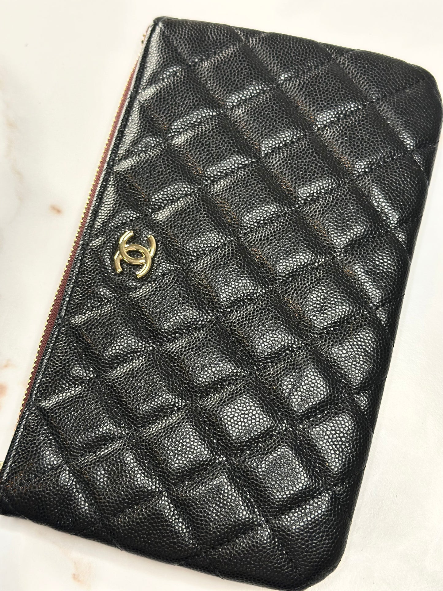 Pre-owned Chanel Caviar Quilted Small Zipped O-Case Pouch Black