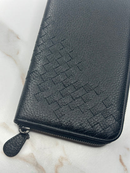 Pre-owned Bottega Veneta black Intrecciato woven zippy wallet