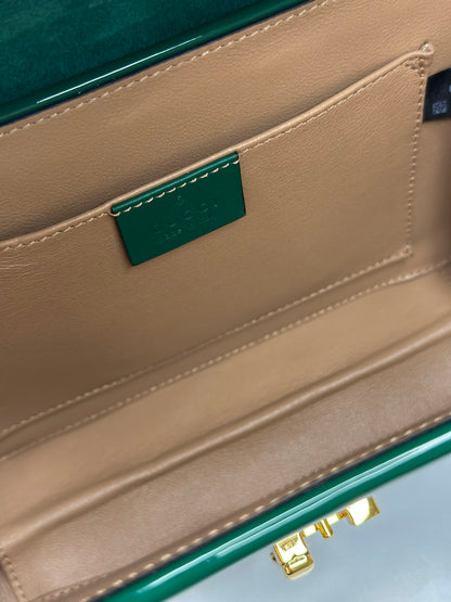 Pre-owned Gucci Green patent leather Sylvie 1969 with gold hardware shoulder bag
