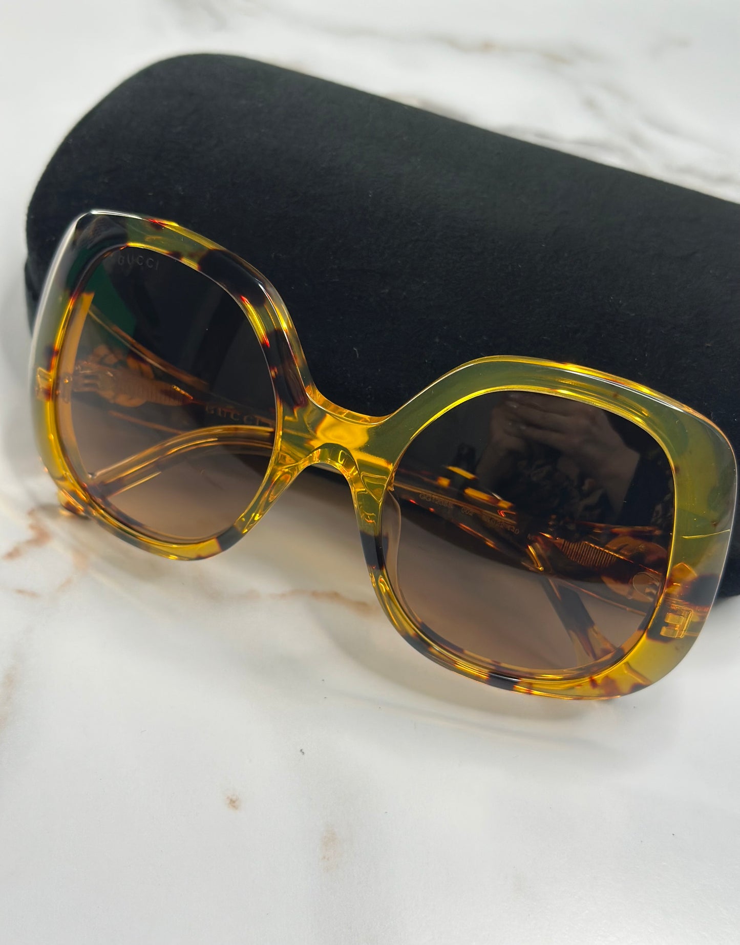 Pre-owned Gucci Havana interlocking logo oversized sunglasses