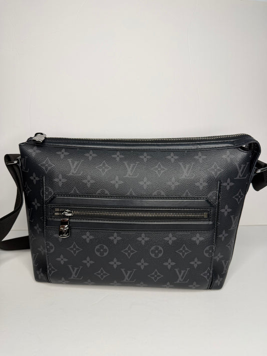 Pre-owned Louis Vuitton Monogram Eclipse Odyssey Messenger PM