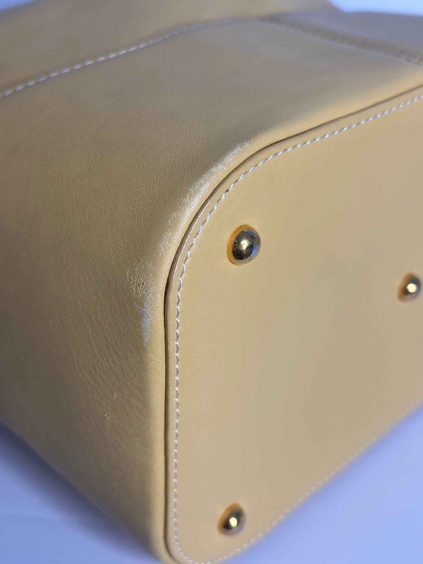 Pre-owned Loewe Yellow calfskin leather vintage bucket bag