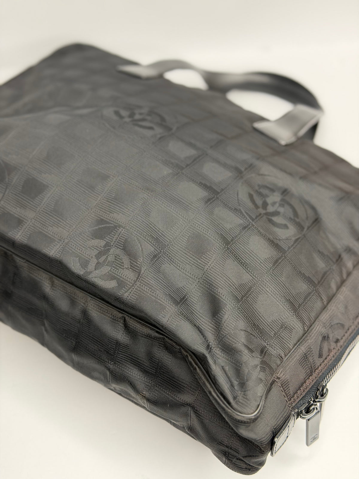Pre-owned Chanel travel ligne nylon briefcase tote