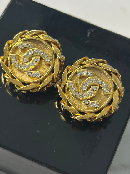 Pre-owned Chanel vintage strass clip on earrings